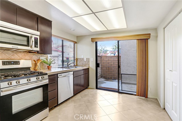 Detail Gallery Image 9 of 20 For 9849 Allesandro Ct, Rancho Cucamonga,  CA 91730 - 2 Beds | 1 Baths