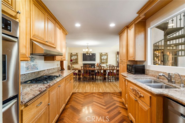 Detail Gallery Image 14 of 72 For 3943 Exultant Dr, Rancho Palos Verdes,  CA 90275 - 4 Beds | 5 Baths