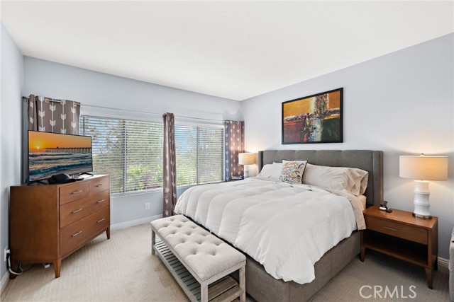 26 Hawksmoor, Aliso Viejo CA: https://media.crmls.org/medias/979d50a8-de90-4100-bf34-5bfb121977d0.jpg