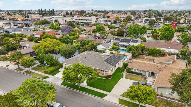 11272 Weatherby Road, Los Alamitos CA: https://media.crmls.org/medias/979d6ccc-f26b-4ef6-8a47-8d9785178469.jpg