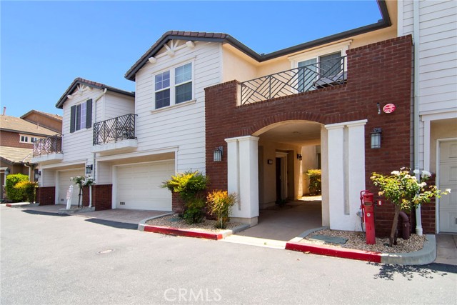 Image 2 for 16719 Nicklaus Dr #11A, Sylmar, CA 91342