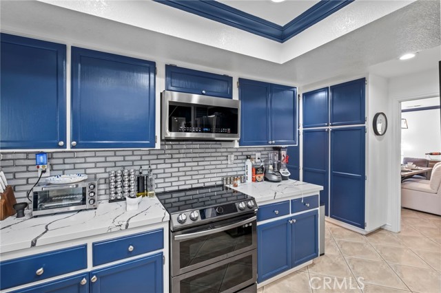 Detail Gallery Image 9 of 75 For 28719 Jenny, Menifee,  CA 92584 - 3 Beds | 2/1 Baths