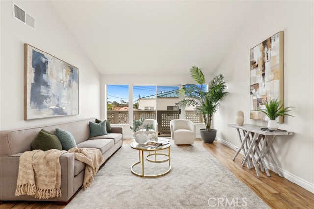 Detail Gallery Image 3 of 30 For 34264 Camino Capistrano #314,  Dana Point,  CA 92624 - 1 Beds | 1 Baths