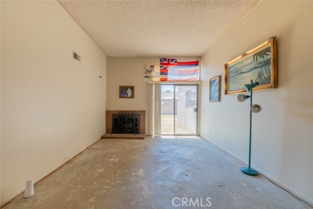 Detail Gallery Image 8 of 23 For 170 E Payson St, Azusa,  CA 91702 - 3 Beds | 2 Baths