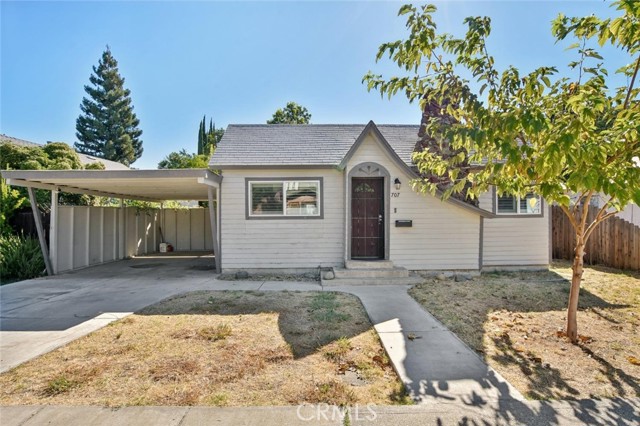 Detail Gallery Image 1 of 26 For 707 Chestnut St, Yuba City,  CA 95991 - 2 Beds | 1 Baths