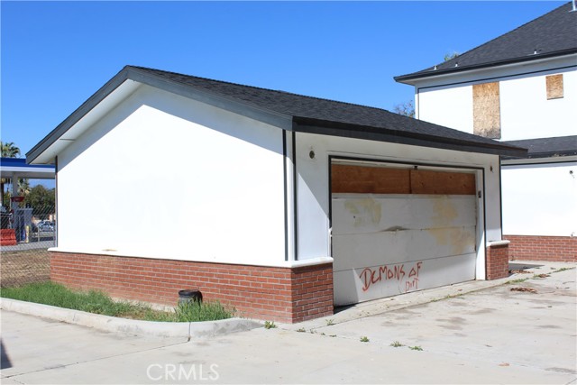 Detail Gallery Image 5 of 7 For 2586 University Avenue, Riverside,  CA 92507 - 7 Beds | 7 Baths