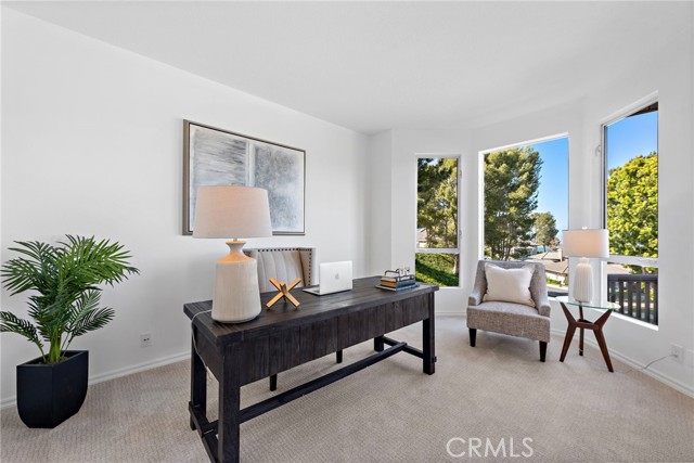 Detail Gallery Image 9 of 55 For 14 Lucerne, Newport Beach,  CA 92660 - 3 Beds | 2/1 Baths
