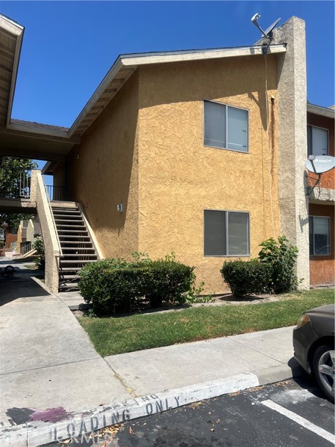 Detail Gallery Image 1 of 9 For 1025 N Tippecanoe #238,  San Bernardino,  CA 92410 - 2 Beds | 2 Baths