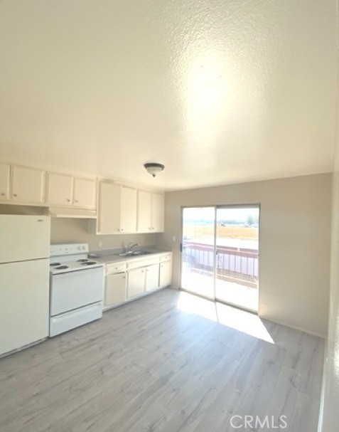 Image 2 of 9 For 15129 Elm Court C