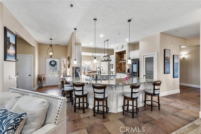 Detail Gallery Image 8 of 25 For 7332 Cygnet Rd, Phelan,  CA 92371 - 4 Beds | 3/1 Baths