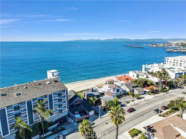 Detail Gallery Image 20 of 22 For 613 Esplanade, Redondo Beach,  CA 90277 - 6 Beds | 1 Baths