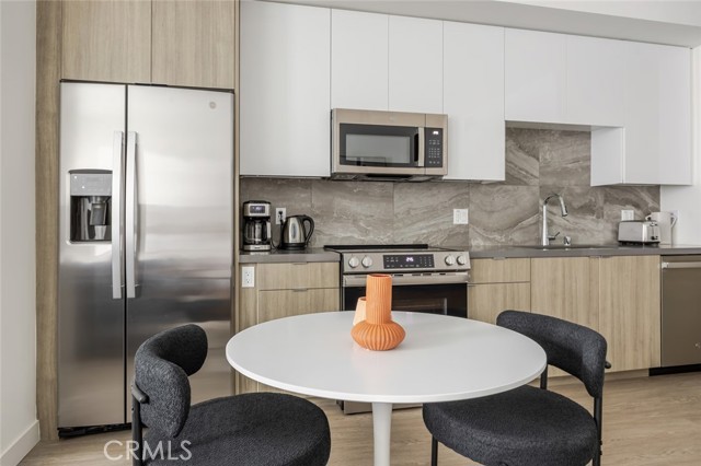 Detail Gallery Image 15 of 21 For 511 S Harbor #427,  San Pedro,  CA 90731 - 2 Beds | 2 Baths