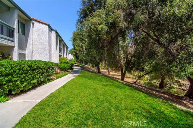 4710 Park Granada, 180 photo 19