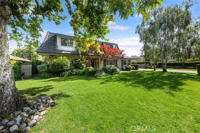 300 W Wistaria Avenue, Arcadia CA: https://media.crmls.org/medias/97a1a6f2-0a3e-43de-84f4-8e78cde4f6e7.jpg