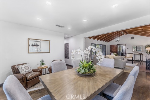 Detail Gallery Image 23 of 59 For 17795 Rinaldi St, Granada Hills,  CA 91344 - 4 Beds | 4 Baths