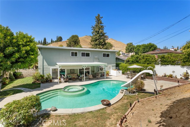22666 Margarita Drive, Woodland Hills CA: https://media.crmls.org/medias/97a25ae5-d724-4a82-808c-96755a081bd0.jpg