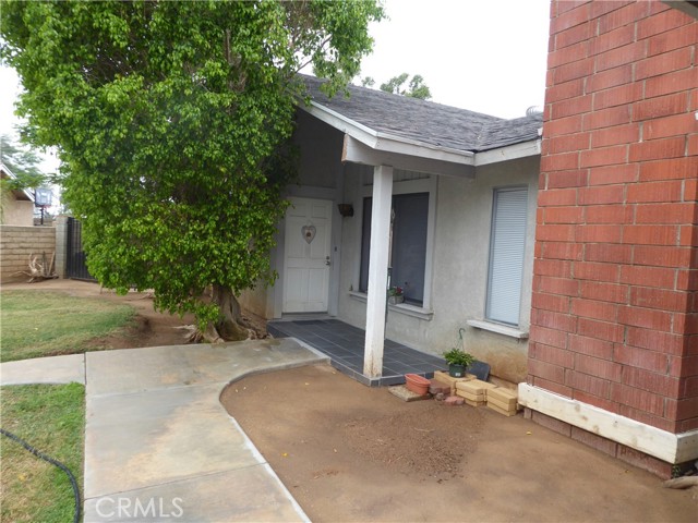 2869 Arlington Ave, Riverside, CA 92506