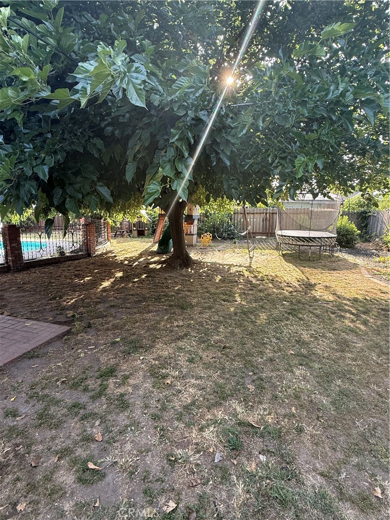 https://media.crmls.org/medias/97a3d277-e893-4544-a69b-4e5bb2861a8c.jpg?preset=X-Large