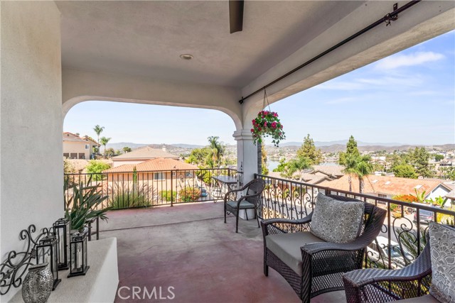 22941 Gold Rush Place, Canyon Lake CA: https://media.crmls.org/medias/97a408a1-b242-4012-8006-740d34618ea6.jpg