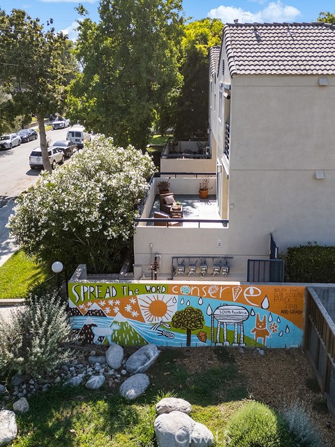 1018 Magnolia Street, South Pasadena CA: https://media.crmls.org/medias/97a42b22-a340-487e-8ecf-2e95c1df27ce.jpg