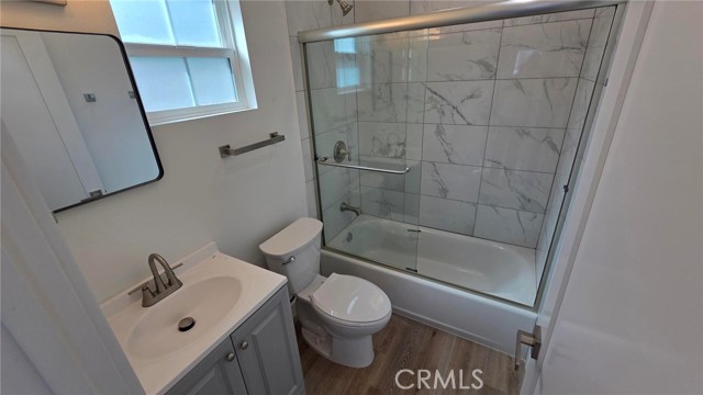 Detail Gallery Image 10 of 12 For 988 El Camino #106,  Costa Mesa,  CA 92626 - 3 Beds | 2 Baths