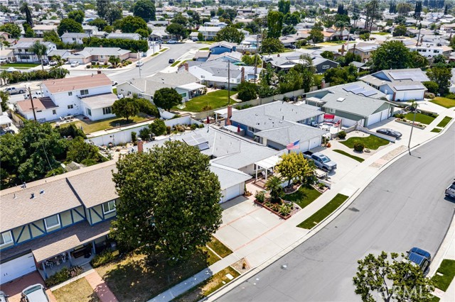 651 Lemke Drive, Placentia CA: https://media.crmls.org/medias/97a506a1-81b3-4e19-b60a-0c5f2ed6122c.jpg