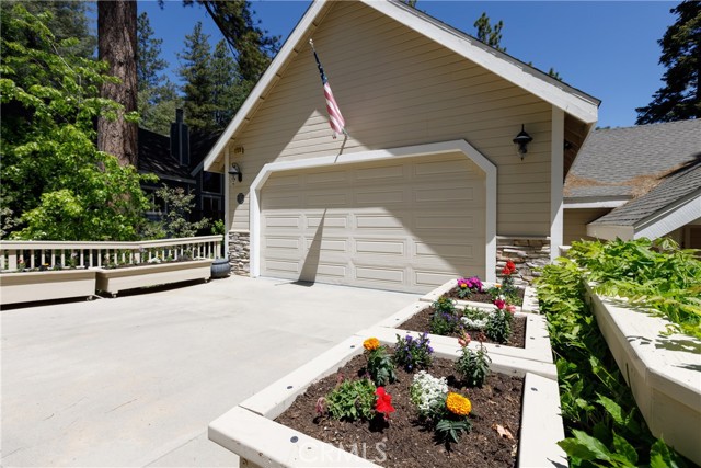 Detail Gallery Image 29 of 31 For 27376 Pinewood Dr, Lake Arrowhead,  CA 92352 - 4 Beds | 3/1 Baths