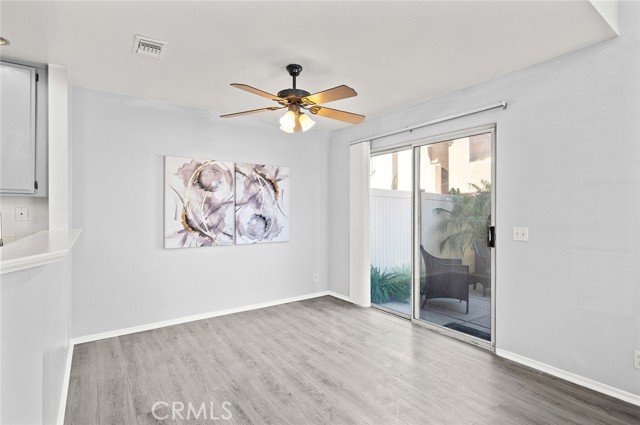 Detail Gallery Image 12 of 50 For 1111 Portofino Ct #101,  Corona,  CA 92881 - 3 Beds | 2/1 Baths