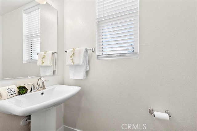 Detail Gallery Image 17 of 47 For 300 Vista Dr #94,  La Habra,  CA 90631 - 3 Beds | 2/1 Baths