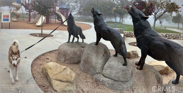 Detail Gallery Image 42 of 44 For 377 Oldstone Ct, Simi Valley,  CA 93065 - 4 Beds | 2 Baths