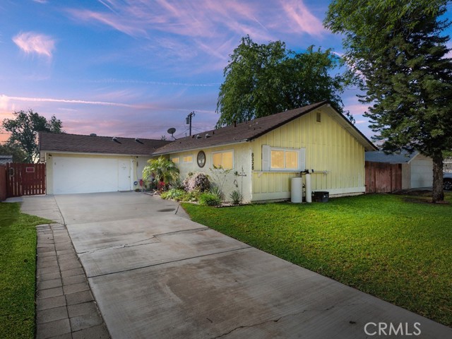 8328 Raintree Ave, Riverside, CA 92504