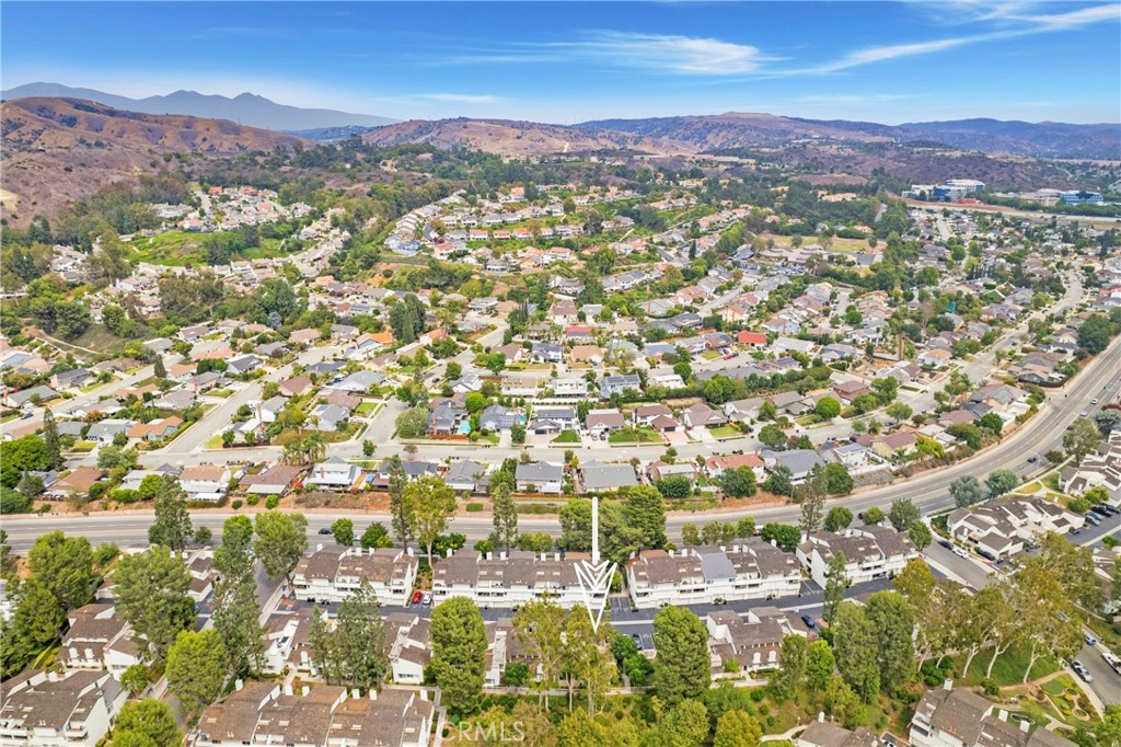 https://media.crmls.org/medias/97a92d31-2bb6-438b-919b-a3974c1cb5f5.jpg?preset=X-Large