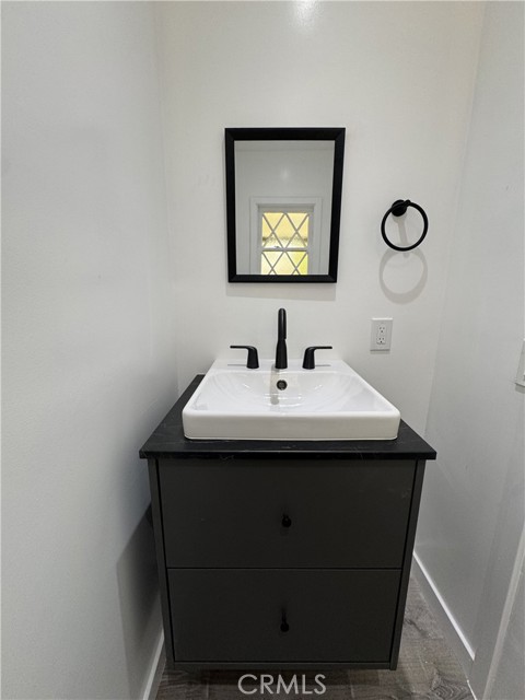 Detail Gallery Image 16 of 22 For 2212 Linda Flora Dr, Los Angeles,  CA 90077 - 3 Beds | 2/1 Baths