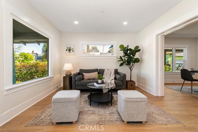 Detail Gallery Image 4 of 31 For 4474 Highland, Riverside,  CA 92506 - 3 Beds | 2 Baths