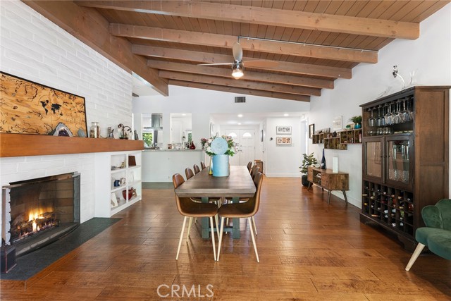 4835 Almidor Avenue, Woodland Hills CA: https://media.crmls.org/medias/97aafbc7-03ca-49a6-801c-e2c4b96358ba.jpg
