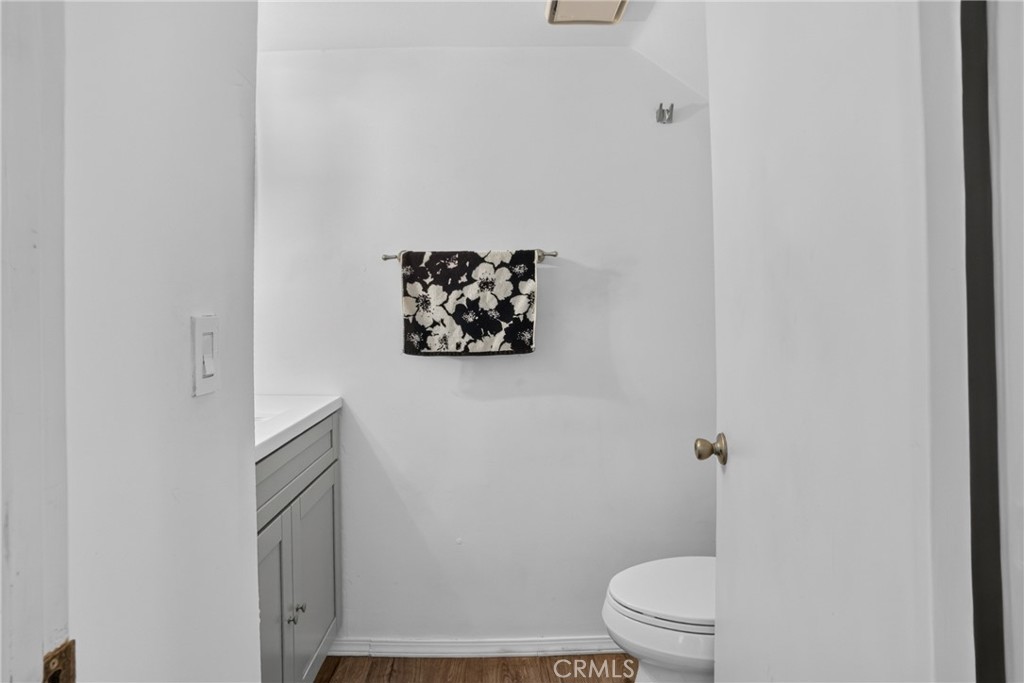 https://media.crmls.org/medias/97ab880f-5075-4448-81f0-d9eb6c2580da.jpg?preset=X-Large