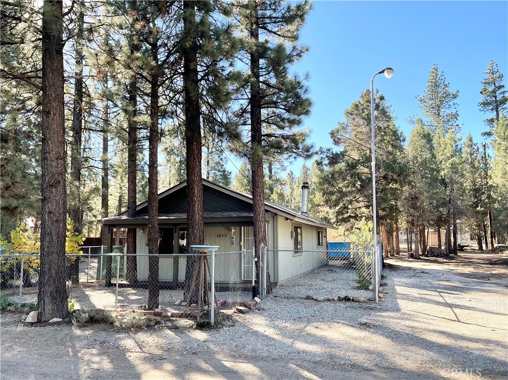 2052 11th Lane, Big Bear City, CA 92314
