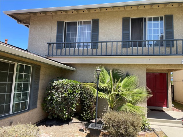 Detail Gallery Image 2 of 14 For 20030 Nestor Ave, Carson,  CA 90746 - 4 Beds | 3 Baths