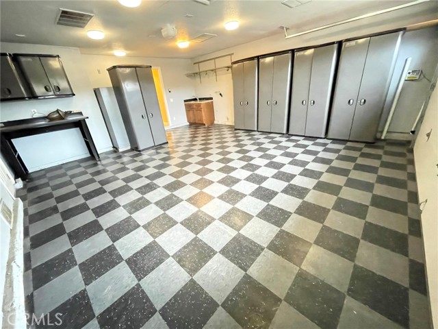 Detail Gallery Image 22 of 29 For 21292 Seaforth Ln, Huntington Beach,  CA 92646 - 3 Beds | 3/1 Baths