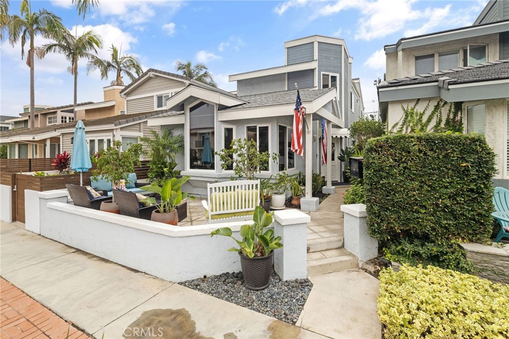 412 19th Street, Huntington Beach, CA 92648