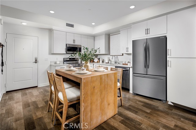 Image 4 of 14 For 9011 Cerise Lane 129