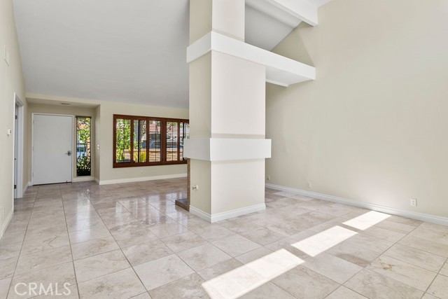 4 Navarre, Irvine CA: https://media.crmls.org/medias/97ae0973-120d-4d44-a6eb-a8fbd58f0afb.jpg
