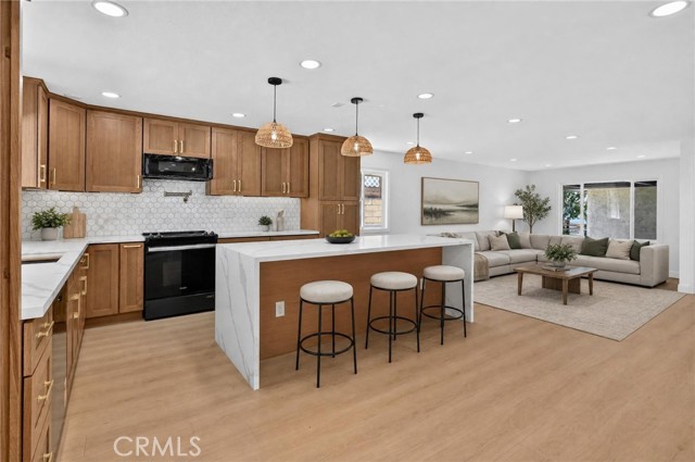 Front Image Thumbnail for CRPW26139376
