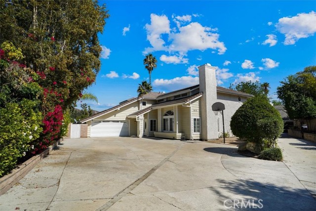 Detail Gallery Image 2 of 22 For 5530 Buffwood Pl, Agoura Hills,  CA 91301 - 5 Beds | 3 Baths