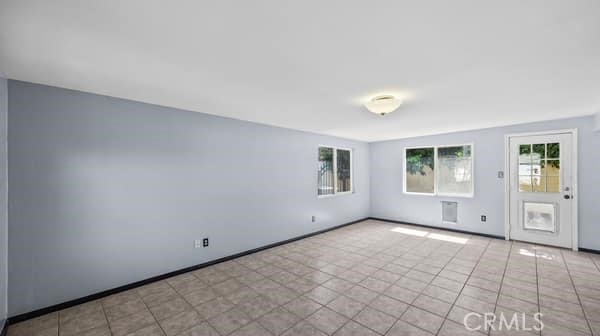 Detail Gallery Image 11 of 36 For 4665 La Paz Ln, Riverside,  CA 92501 - 4 Beds | 2 Baths