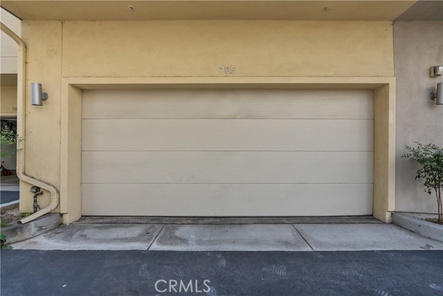 Detail Gallery Image 37 of 41 For 2753 Waverly Dr #705,  Los Angeles,  CA 90039 - 2 Beds | 3 Baths