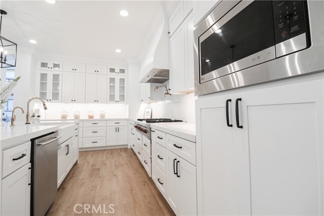 Detail Gallery Image 18 of 39 For 15205 Columbus, Tustin,  CA 92782 - 5 Beds | 4/1 Baths