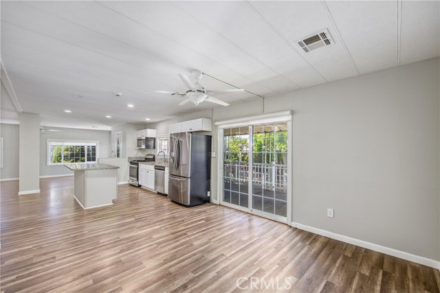 Detail Gallery Image 16 of 36 For 1186 Oakland Way, Corona,  CA 92882 - 2 Beds | 2 Baths