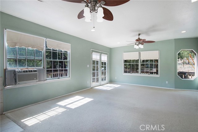 720 Maryland Road, Big Bear Lake CA: https://media.crmls.org/medias/97b0d4c2-4e90-4b28-9ec1-fd600522527b.jpg