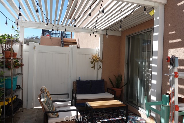 Detail Gallery Image 8 of 11 For 1307 via Santiago #B,  Corona,  CA 92882 - 2 Beds | 1/1 Baths